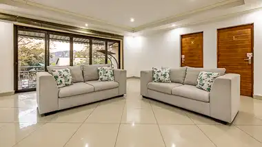 Nutting House - Accommodation, Conferences & Functions